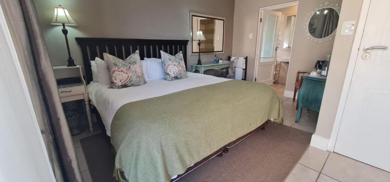 On The Beach Guesthouse Jeffreys Bay Ngoại thất bức ảnh